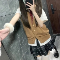 台北外約幼齒蘿莉：資訊：果醬 152 B 40 19歲 超小小隻馬貧乳蘿莉推薦 很有女友感 讚