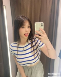 高雄G奶茶：心妍 163 G 52 24歲  性感大爆乳 純天然 皮膚白 她玩弄 被她榨乾 被她強姦
