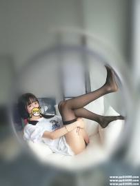 台中推薦：白合 155 C 45kg 22歲 身材火辣 姿勢多變 服務態度好配合絲襪 高跟鞋