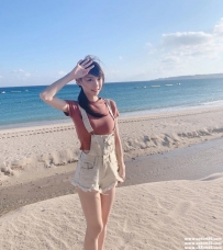 台北學生妹：羽毛 163-D-20歲 #甜美 #長腿 甜美白皙 修長美腿
