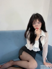 台北外約茶：花花 163.C.23歲 見習秘書 甜美的外表 粉紅鮑魚