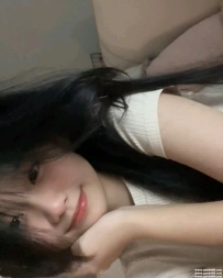 台中可愛學生妹：心怡 158 C 44 20歲 清純可愛的少女 讓你體會純真與淫靡的衝突快感!