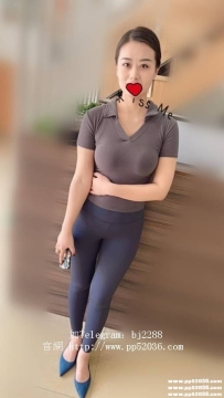 淫蕩人妻：青霞158 C 35歲 需求大 可多節可包夜  也需要肉棒安慰