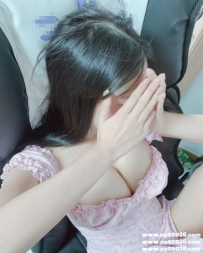 高雄奶茶推薦：貝貝 163cm E奶 24歲 大尺度辣妹 持久體力讚 服務態度佳 愛愛很持久