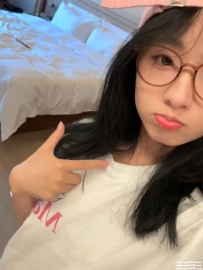 高雄幼齒學生：小夕 158 C 43 19歲 甜美小女友 聲音好聽 乖乖女 外約賴94like