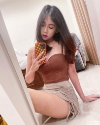 台南外約叫小姐：小伊 163 48 D 24歲 前凸後翹的妹子 正妹的舌頭很靈活 隨意挑逗
