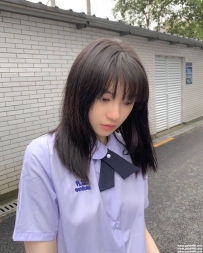 台北學生茶：葳朵 155.B+.41.18歲 嬌小、清純、粉穴 #學生妹兼職！