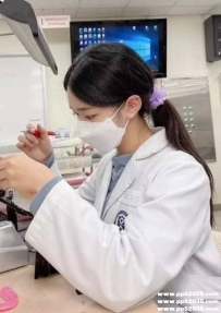 台北正妹牙科生~若雲 162 C 45 24歲 外型甜美 女友感滿滿 深藏不露 有容奶大