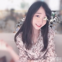 彰化特推白虎無毛小嫩妹：曉玲160cm Ccup 46kg 22歲 性欲很強