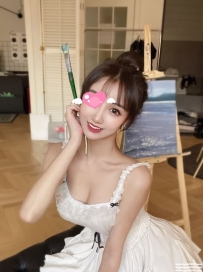台北大奶優質茶：楊穎 165 E 48 22歲 青春活潑身材好臉蛋高挑氣質型 無可挑剔的美腿