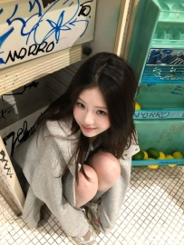 學生外送茶：小晴158.C.45.20歲 甜甜笑容＋自然撒嬌眼神會勾人