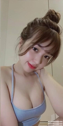 高雄外送茶：千千 162 C 48 25歲 身材好 服務好 顏值高 服務主動 配合高 給你超爽的服