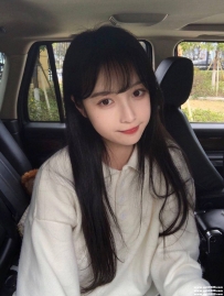 北部學生妹：蘇雨160/C/45/19歲 會用身體幫你洗澡唷!!!