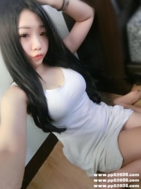 台中大奶妹：牛奶 168 D 48 24歲 嫵媚動人 性感火辣的身材 不抽煙 無刺青 皮膚白 大奶
