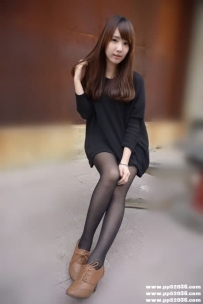 高雄正妹：拉拉 160-44-C-22歲 卡哇伊的臉蛋 顏值不錯看喔