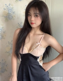 台中內衣小麻豆：艾拉 158 C 44kg 20歲 小隻馬 超有女友FU 喜歡被調教性慾強