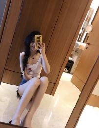 高雄清純大學生：小爽162-C-22歲 長相很清秀 甜美漂亮 美腿