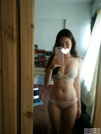 高雄熱推正妹：林林163-D-27歲 飽滿白嫩 乳牛級正妹 極品玩物