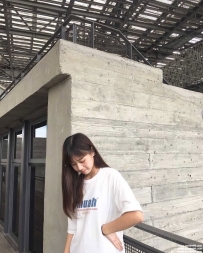 高雄清純學生妹：艾莎160 B+ 45 21歲 清純 可愛 嬌小玲瓏 絕對讓你高潮不斷 欲罷不能