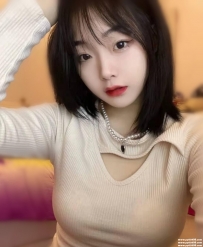 高雄嬌小學生茶：芳芳 158cm 42 C 21歲 年輕 可愛 穴穴粉嫩緊緻