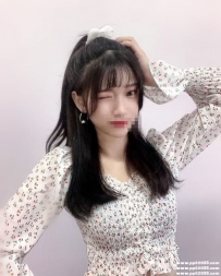 台北高顔值茶：水水 154cm/19歲/42kg/B奶 高顏值氣質甜心少女