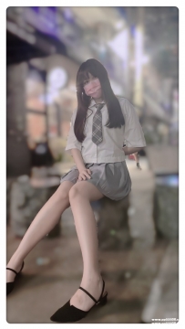 台中學生妹：戀戀160-C-45-20歲美腿舞蹈學生 尤物一個 口技棒