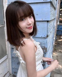 台北甜美學生妹佳恩 身高160cm，體重45公斤，19歲 清新可人 精緻五官 青春有活力 讚