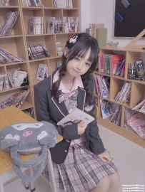 台北幼齒小蘿莉：洋洋 155-B-42-20歲 甜美蘿莉 纖瘦 小隻 粉嫩