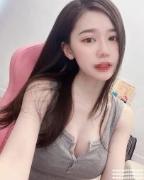 台中熱推妹：小瑤 163.D.46.23歲 清純白皙大奶 多汁蜜穴 夠騷