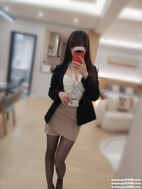 台南紅牌：小含 164 C 46 27歲 #氣質房屋仲小姐 神仙苗條 很騷