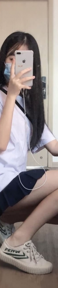 高雄美腿學生茶：初夏 156-C-44-21歲清純女大學生 撒嬌女友fee