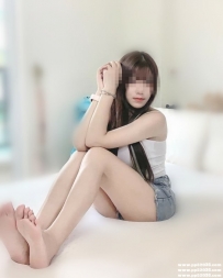 高雄大奶正妹：安琪 160cm.E奶 26歲 超甜美的五官 熱情又騷氣