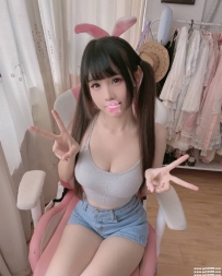 超可愛遊戲主播：溫柔158.E.46.20歲 溫柔小少女 顏值超級高 超可愛的