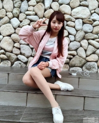 台中新妹推薦：小可 157 B 21歲 今下海出來做 誰想來開苞嗎？