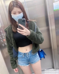 東海大學生：佳千 163 C+ 21歲 很清秀的學生妹 有初戀的感覺