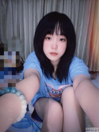 台中外約茶：子琳 155.D.42.23歲 嬌小可愛 私底下玩得模樣根本就是小騷貓~