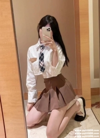 #高雄兼職：小瑄 162 C 21歲 校花兼外拍高挑性感正妹 皮膚白皙 身材火辣性感 配合高