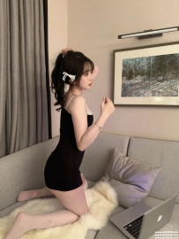 新竹外送茶莊：怡潔158.45.C+.21歲 小騷貨是剛破處的小嫩妹 皮膚白皙 身材纖細