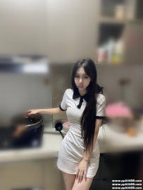 台中“校園青春系列”  張萌158-C-20歲小隻馬蘿莉嫩妹偷下海