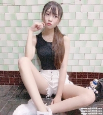 台北學生妹：昭昭 162.B.45.20歲 很可愛很乖巧 需要老司機調教