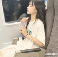 高雄學生妹：小白 160cm B+奶 20歲 可愛清純類型！下麵粉粉的