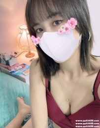 新竹外約叫小姐：琪琪 158 45 C 24歲 嬌小玲瓏的可愛正妹 纖細的腰扭動起來性感誘人