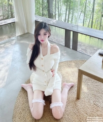 台北美腿正妹：娜娜 170-D-25歲 很騷很嫵媚 身材超好 有女友fu