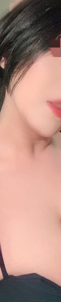 高雄爆乳OL：蜜蜜 164-F-28歲 豪放雙乳 豐滿堅挺 奶控超推薦