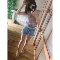 高雄外送茶：小Q 155cm C奶 22歲 純潔可愛 小隻女友fu  很敏感