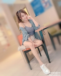 台中熱推妹：甜甜162-D+-45-22歲 身材很不錯 漂亮 清純可愛