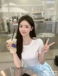 台中優質茶：小狐 165-C+-22歲 極品新聞系係花 甜美氣質