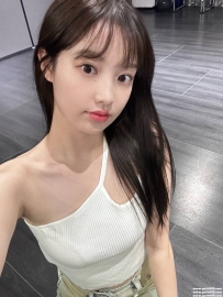 台北優質學生：媚兒 158 C 44 20歲 甜美漂亮 小隻 身材好 很有女友fu愛喇舌