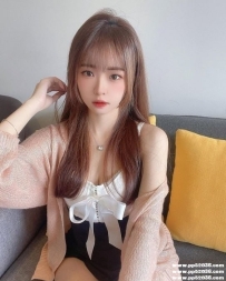 #台北19歲超級紅牌學生：靜靜 163 45 C+~D 19歲 超漂亮 小蠻腰小細腿 身材辣 很騷 小