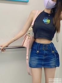 台北美腿正妹：貓貓 167-C-23歲 年輕外貌 白皙美腿 口技超讚